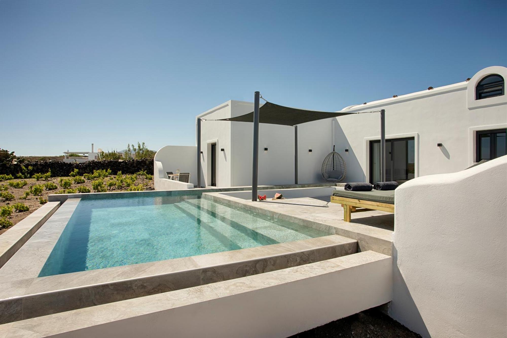 Vinebranch Villa Vourvoulos